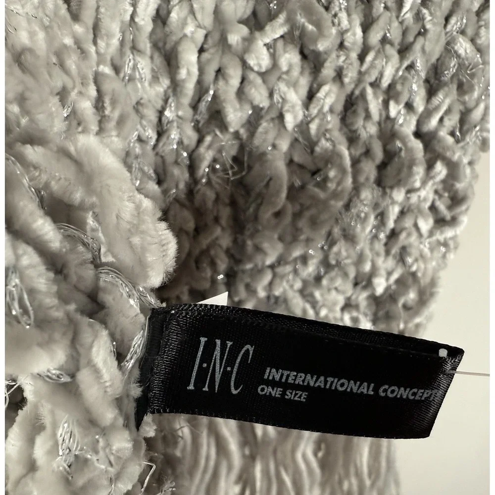 Y2K I.N.C. International Concepts Women's Metallic Accent Gray Scarf Chunky Knit